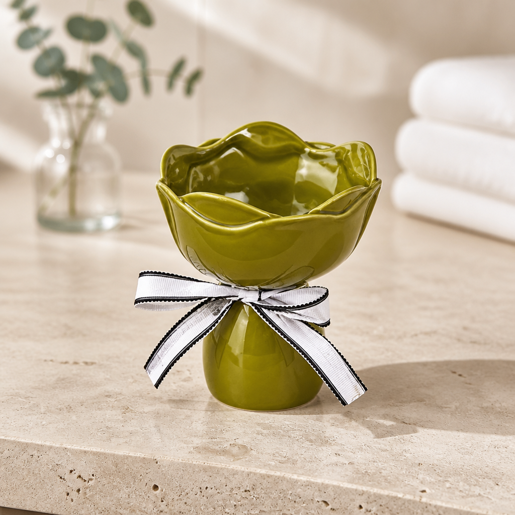 Ceramic Flower-Shaped Decorative Vase – Glazed Porcelain Home Accent