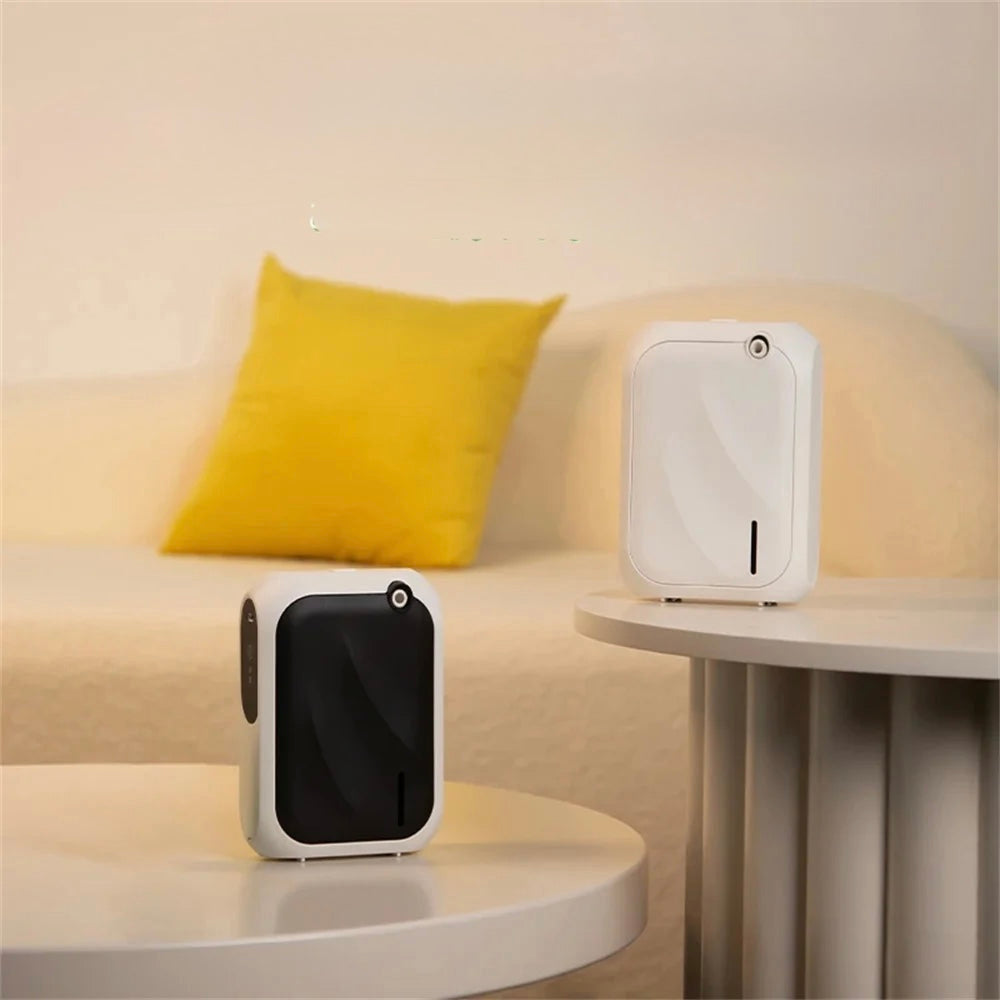 Black-and-white Bluetooth aromatherapy diffuser with US, UK, and EU plug options shown.