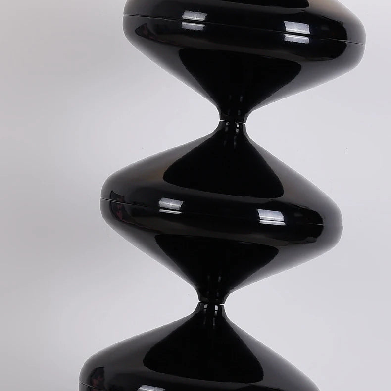 Sculptural Modern Floor Lamp – Geometric LED Statement Lighting